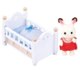 Sylvanian Families Çikolata Kulaklı Tavşan Bebek Yatağı Seti - 5017