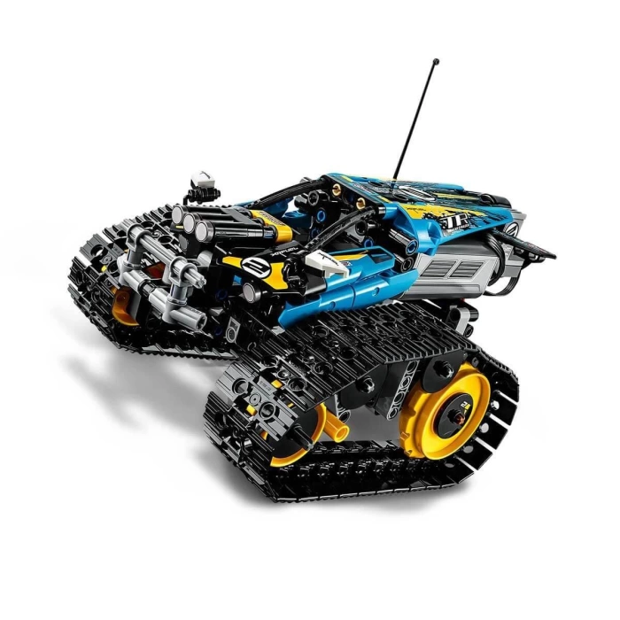 LEGO Technic Uzaktan Kumandalı Gösteri Yarışçısı