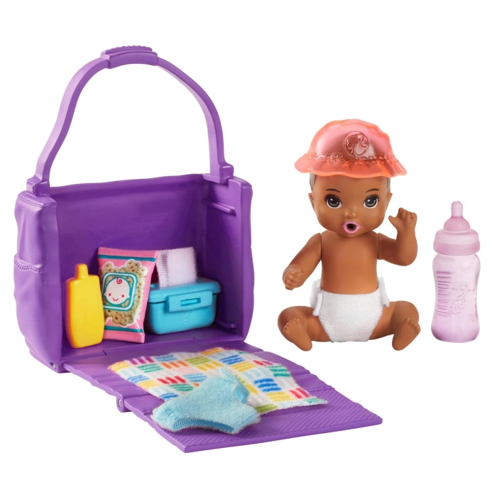 Barbie Bebek Bakıcısı Özellikli Minik Bebekler - Besleme ve Bez Değiştirme Oyun Seti GHV86