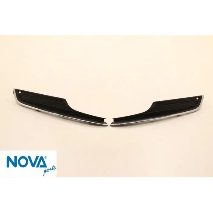 5G0854662 Tampon Izgarası Alt SAĞ Krom - Golf 7