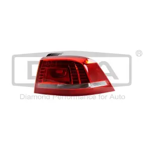 3AE945208B Stop Lambası Dış SAĞ Led - Passat 2011-2015