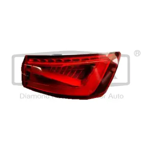8V5945096A Stop Lambası Dış Sağ ( Led ) ( Logo Silinmiş ) Audı A3 2013-2016 - Audı A3 Cabrio 2015-2016