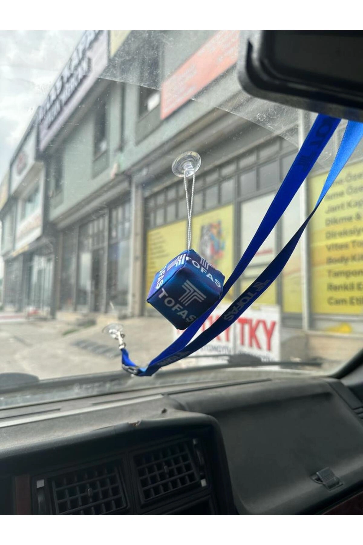 Tofaş Opar Oto Konfor Seti (boyun Yastığı, Kemer Pedi, Ayna Ipi, Cam Süsü 6 Parça)