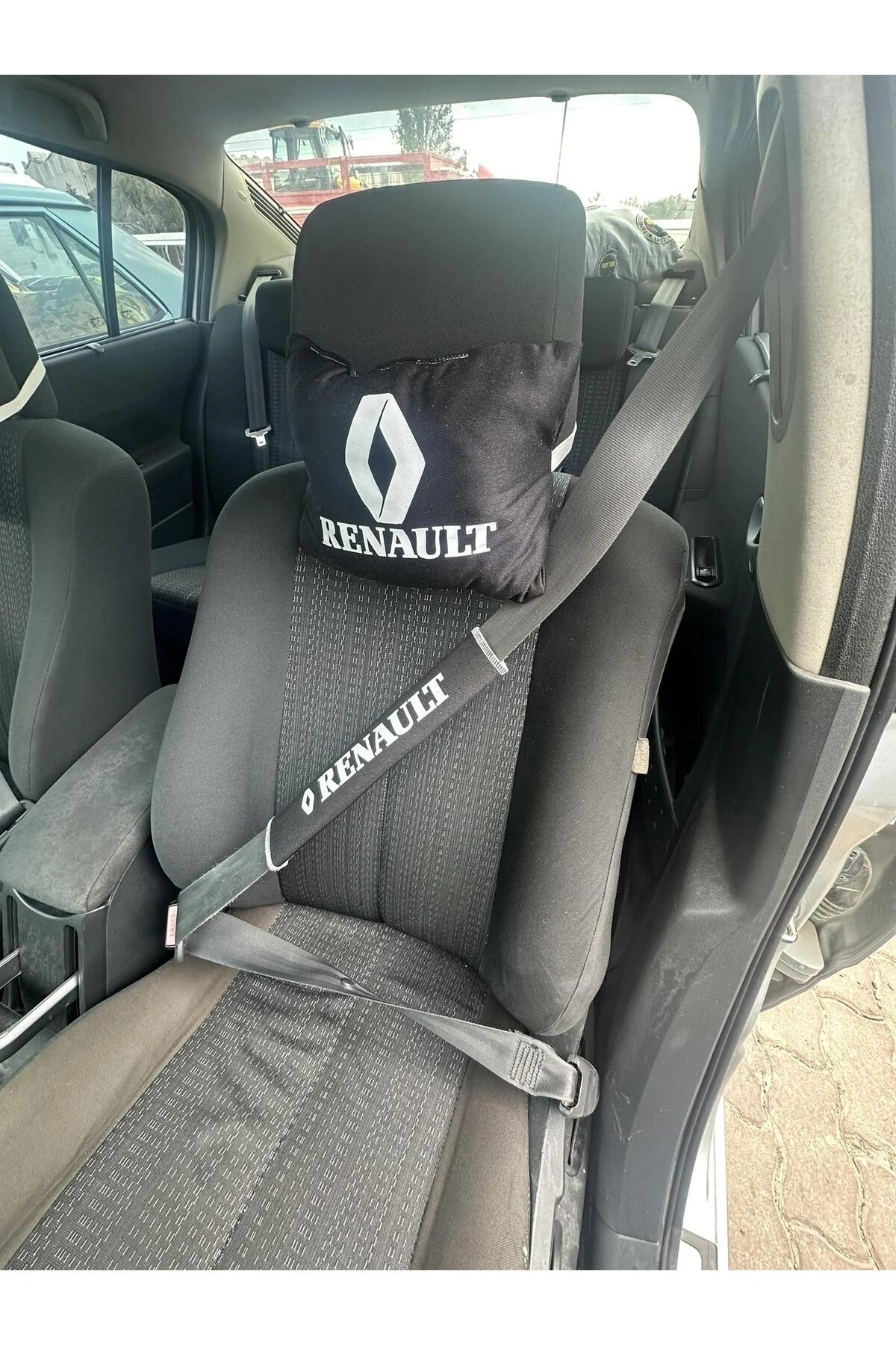 Renault Boyun Yastığı Emniyet Kemer Pedi Siyah Renault