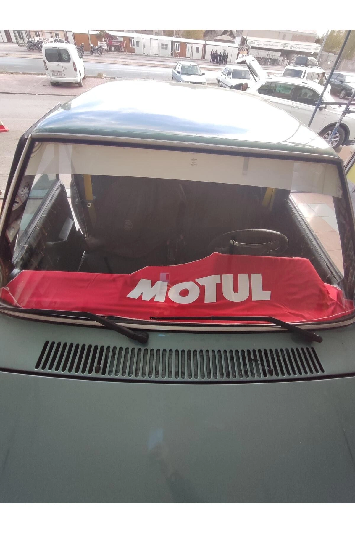 Motul Baskılı Oto Göğüs Örtüsü Kırmızı