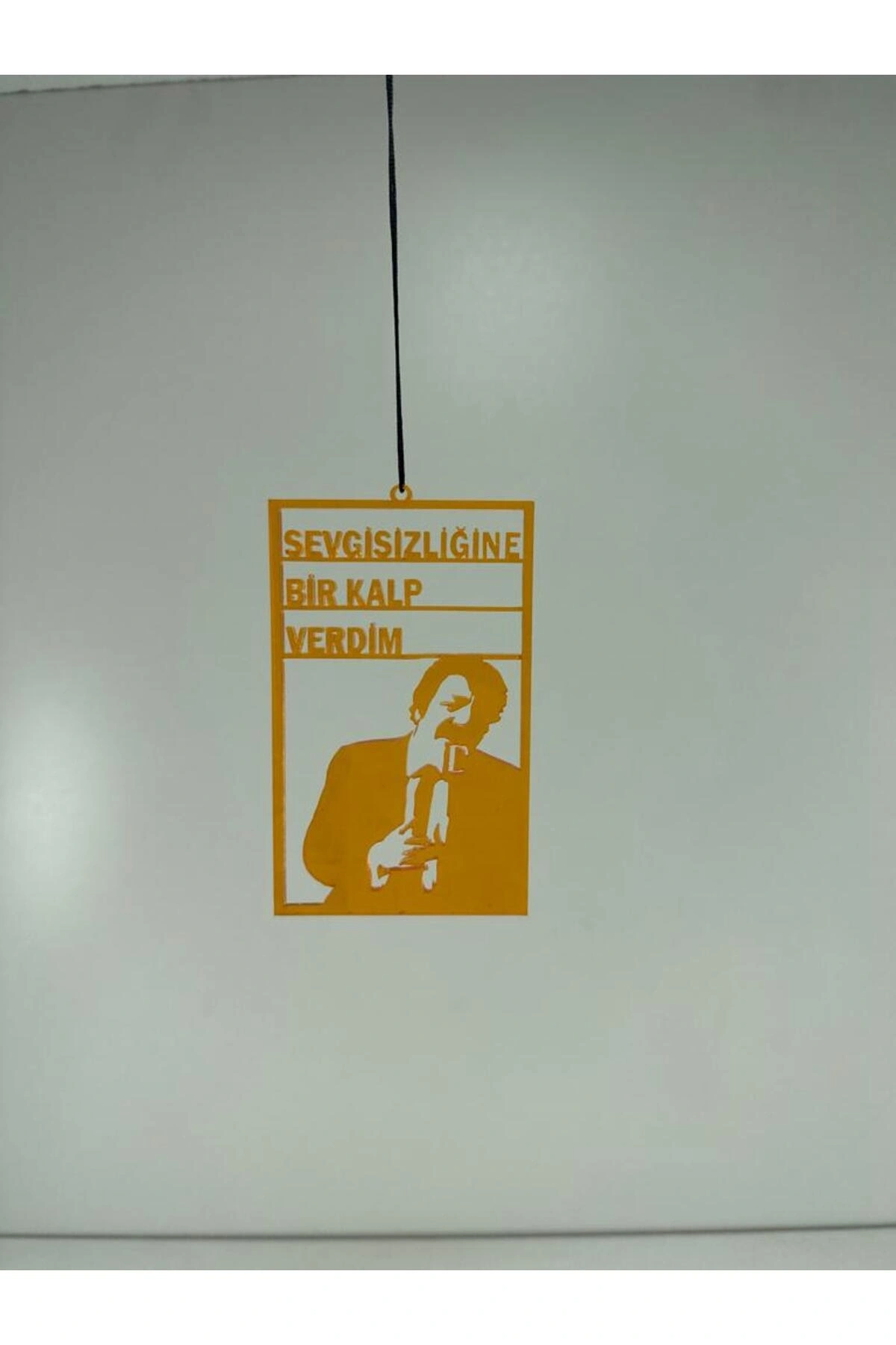 Müslüm Dikiz Ayna Süsü ’Sevgisizliğine Bir Kalp Verdim’ Turuncu Pleksi