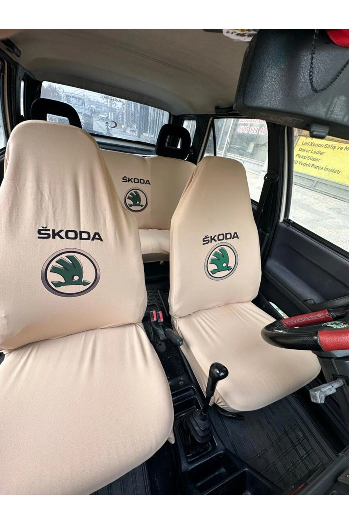 Skoda Oto Servis Kılıfı Krem