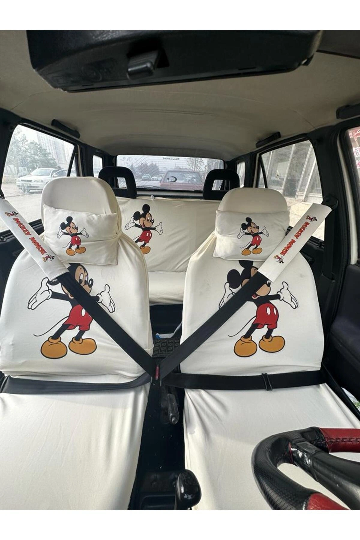 Mickey Mouse Oto Servis Kılıfı, Kemer Pedi, Yastık Takımı Beyaz
