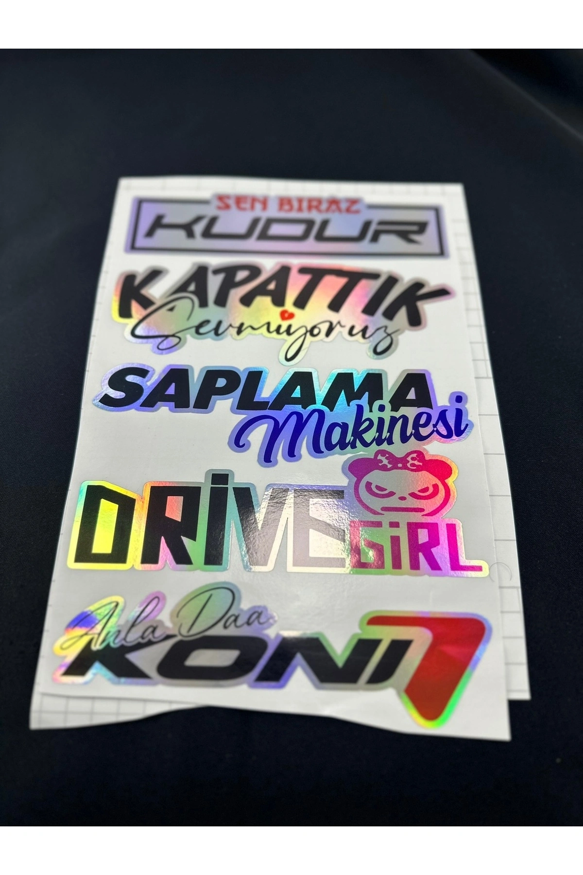 Hologram Arka Cam Sticker Etiket Model 007