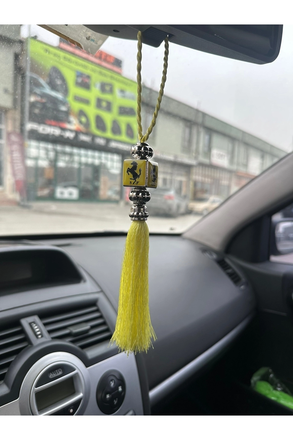 Ferrari Egzoz Püskülü Dikiz Ayna Püskülü Sarı