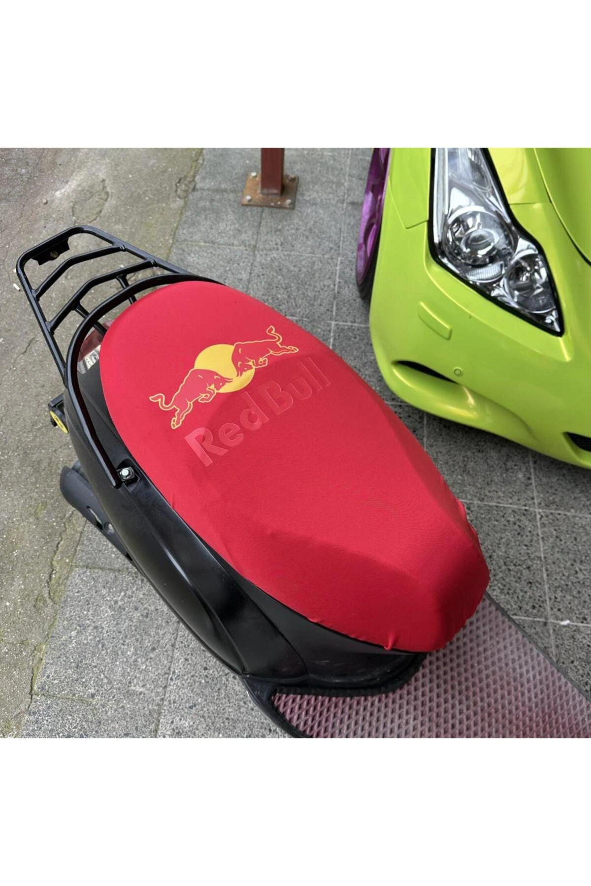 REDBULLL KIRMIZI  DESENLİ PENYE MOTOSİKLET KILIFI -MOTOR