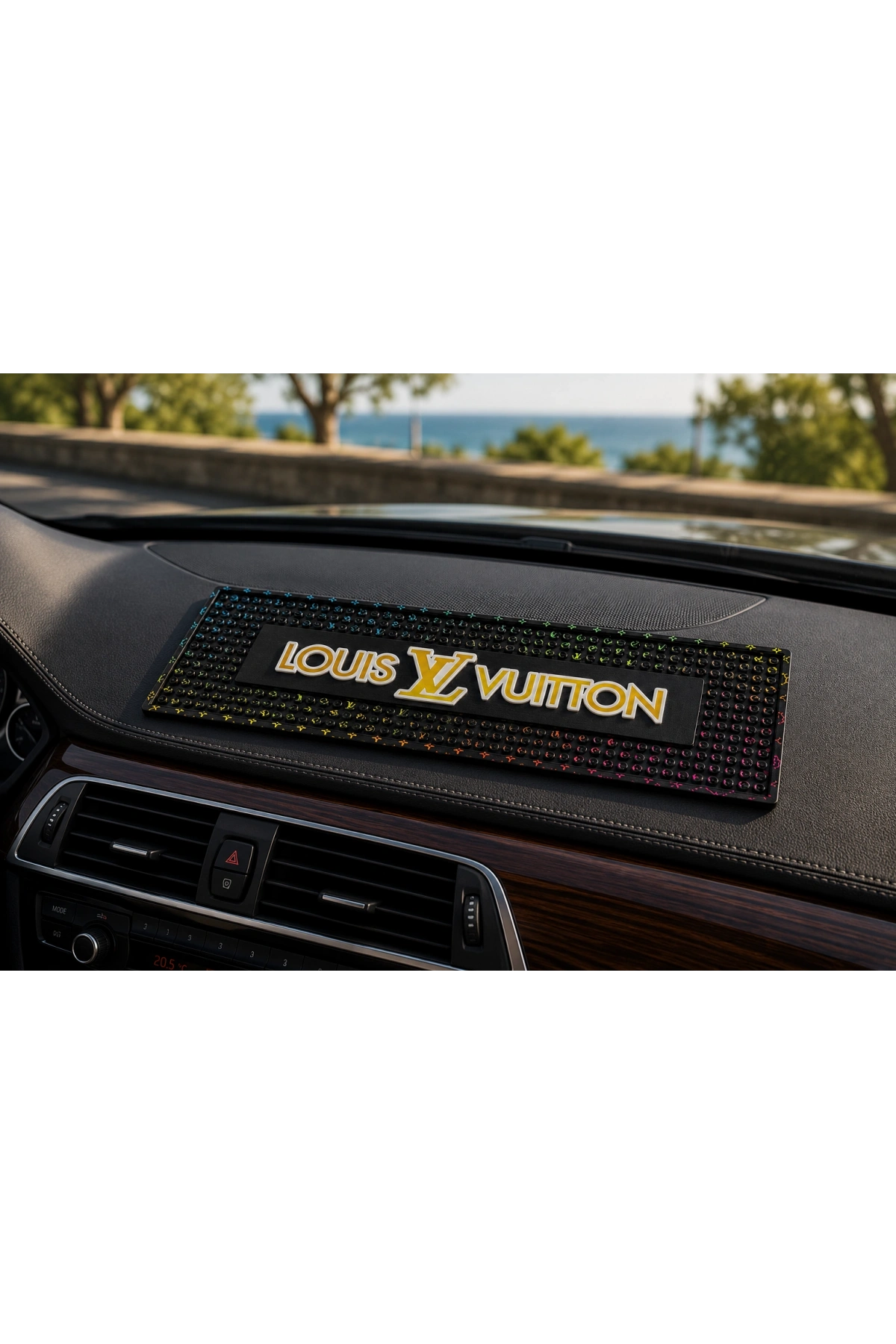 LOUIS VUITTON BARRMAT