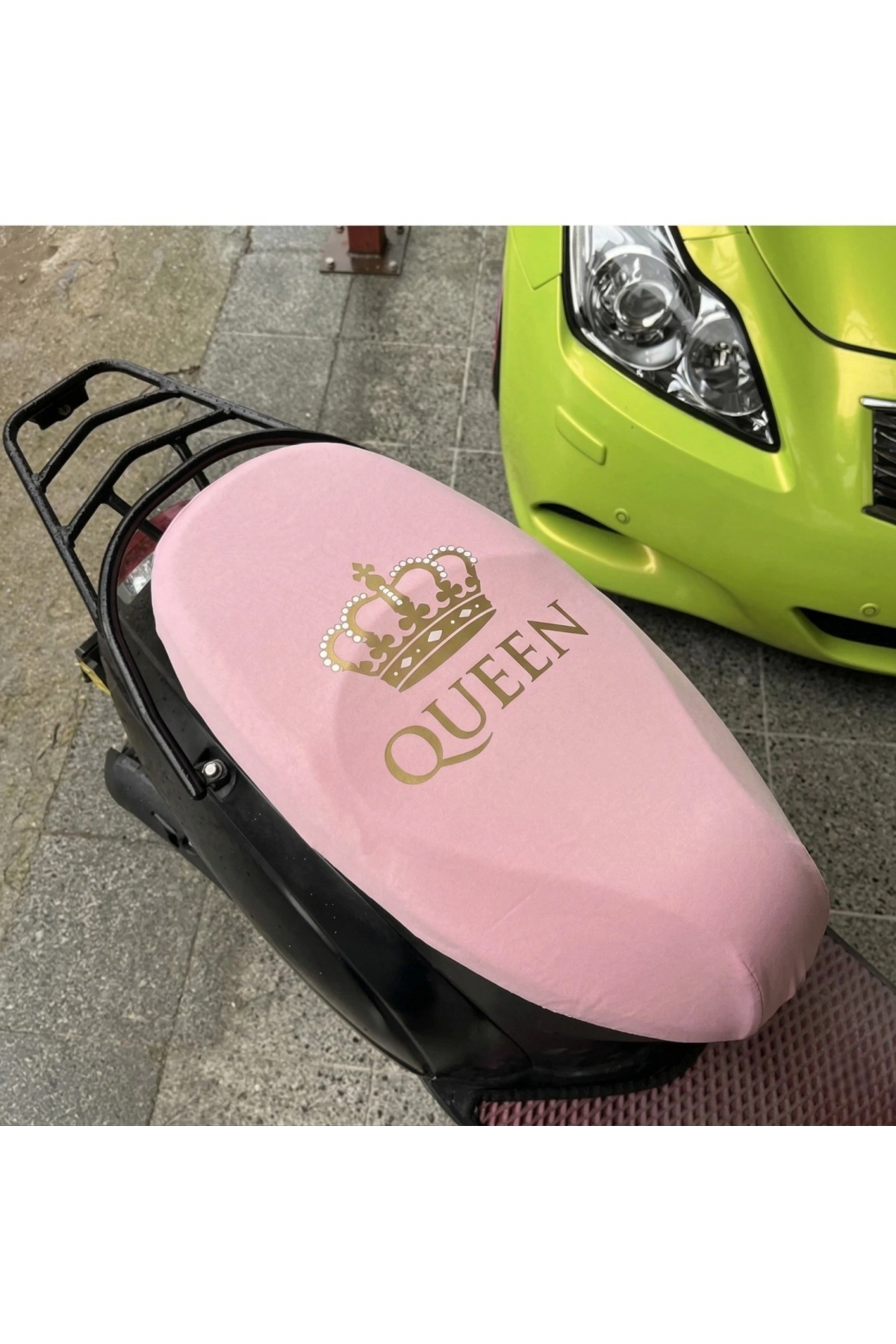 PEMBE QUEEN DESENLİ MOTOR KILIFI