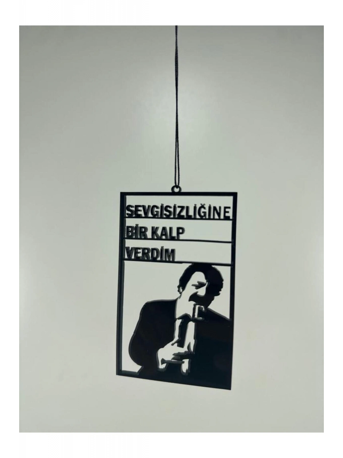 Müslüm Dikiz Ayna Süsü ’Sevgisizliğine Bir Kalp Verdim’ Siyah Pleksi