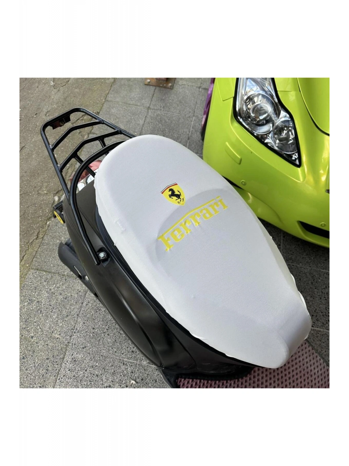 FERRARİ BEYAZ DESENLİ PENYE MOTOSİKLET KILIFI -MOTOR