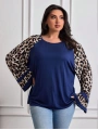 Kadın Uzun Leopar Kol Detaylı Lacivert Bluz