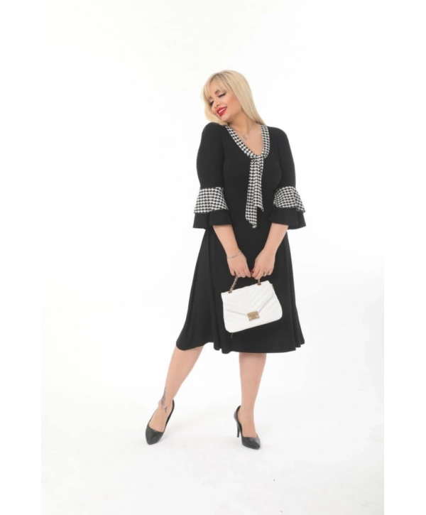 Kadın Büyük Beden Kravat Desenli Siyah Midi Elbise