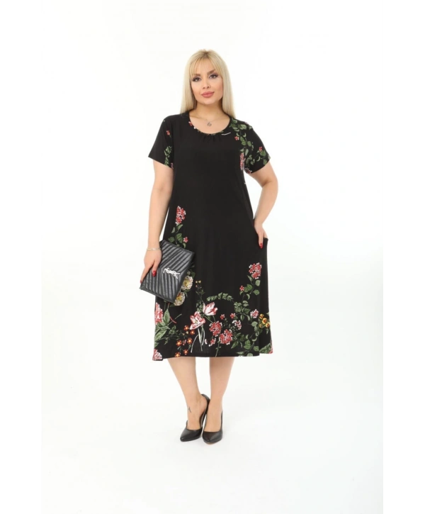 Büyük Beden Siyah Çiçek Desenli Kısa Kol Elbise