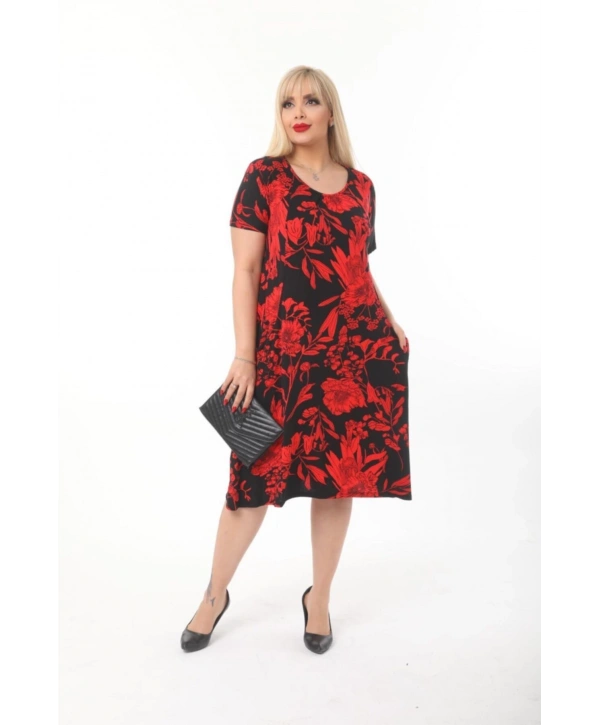 Büyük Beden Kırmızı Çiçek Desenli Siyah Kısa Kol Elbise