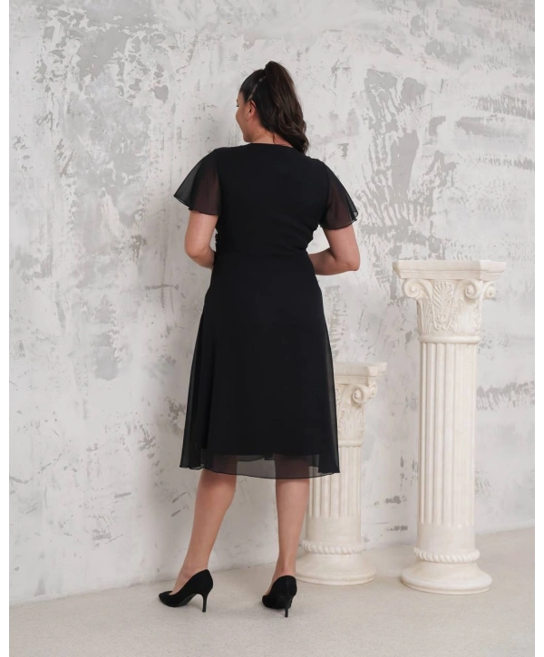 Kadın Büyük Beden Kruvaze Yaka Pul Detaylı Şifon Kısa Kollu Midi Abiye Elbise