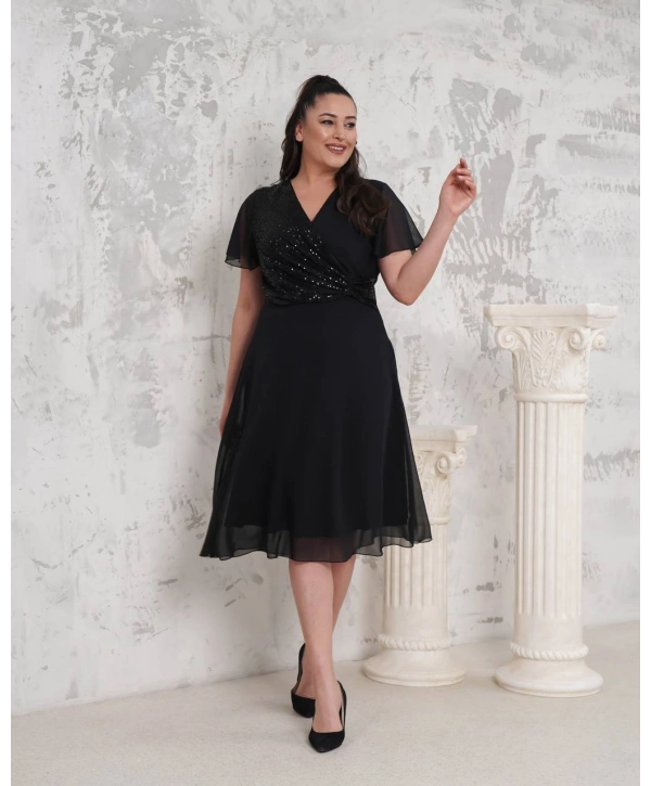 Kadın Büyük Beden Kruvaze Yaka Pul Detaylı Şifon Kısa Kollu Midi Abiye Elbise