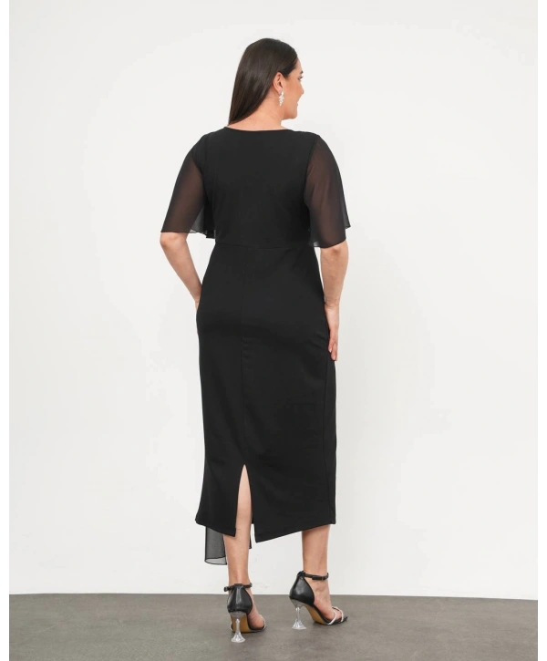 Kadın Büyük Beden Toka Ve Tül Detaylı Kısa Kollu Yırtmaçlı Siyah Abiye Elbise