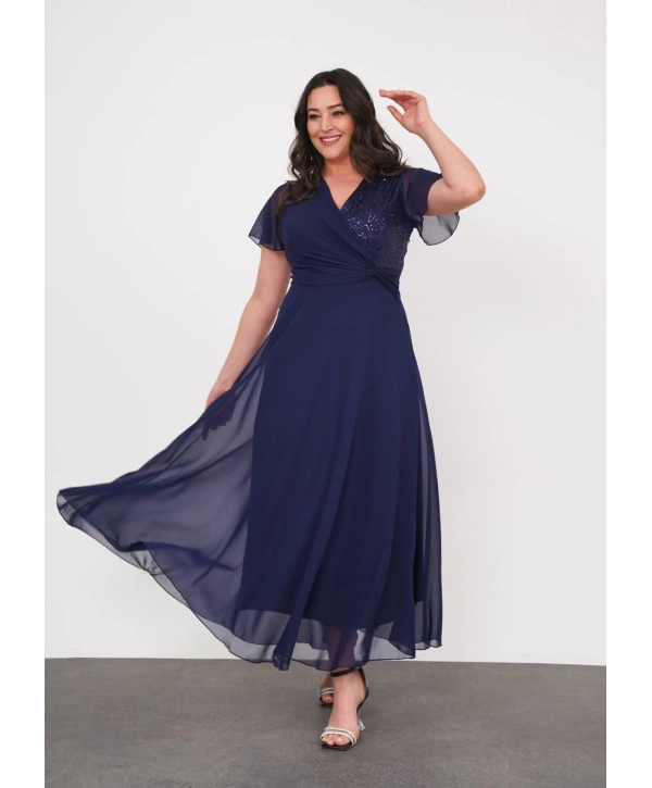 Büyük Beden Pul Detaylı Kruvaze Yaka Tüllü Şifon Kısa Kollu Abiye Elbise