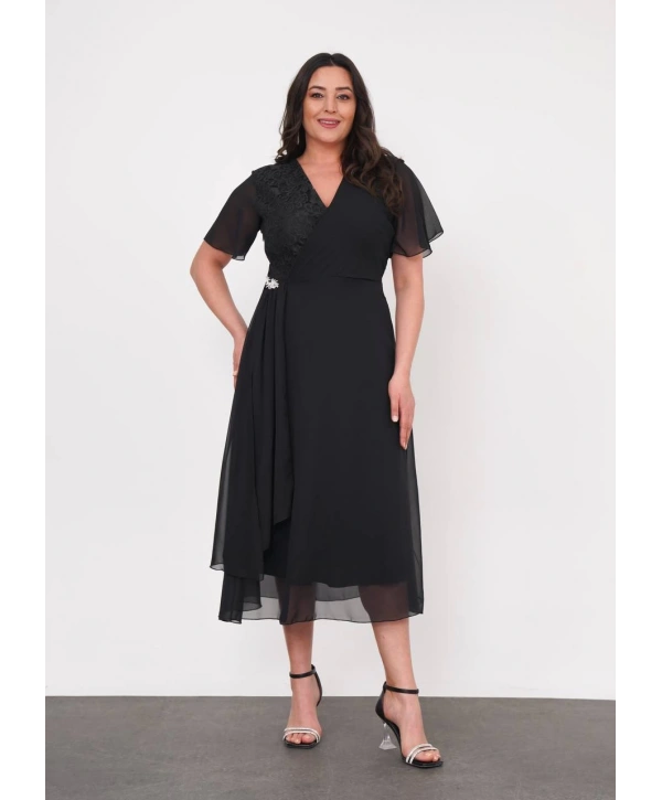 Büyük Beden Üst Dantel Detaylı Şifon Kısa Kollu Abiye Elbise