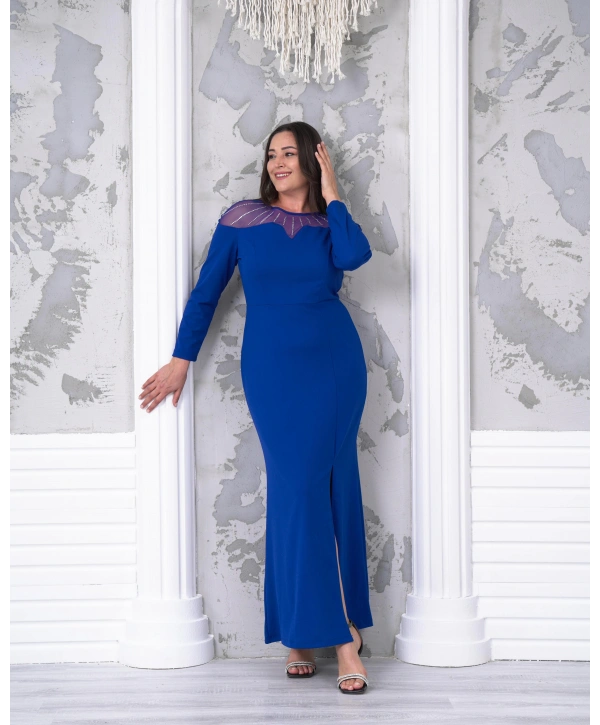 Büyük Beden Yaka Tül Detaylı Yırtmaçlı Uzun Kol Tam Boy Abiye Elbise