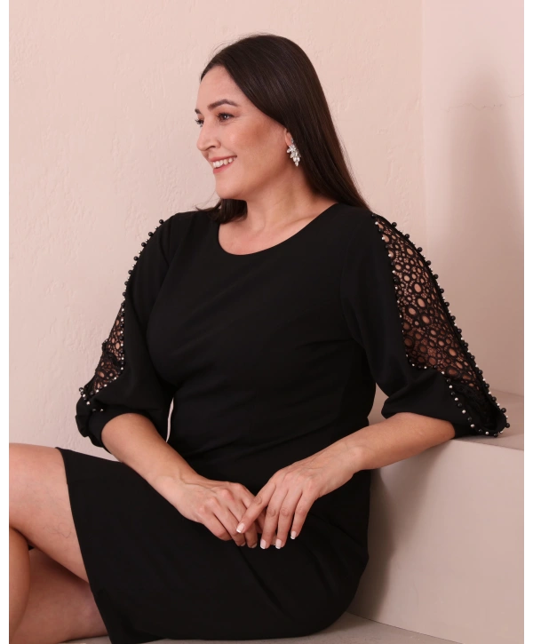 Büyük Beden Yuvarlak Yaka Kol Detaylı Midi Boy Abiye Elbise