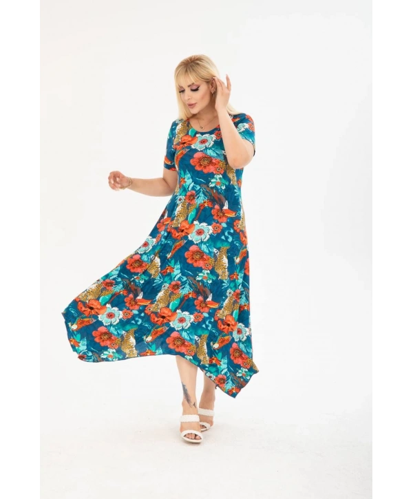 Kadın Büyük Beden Asimetrik Desenli Kısa Kollu Elbise