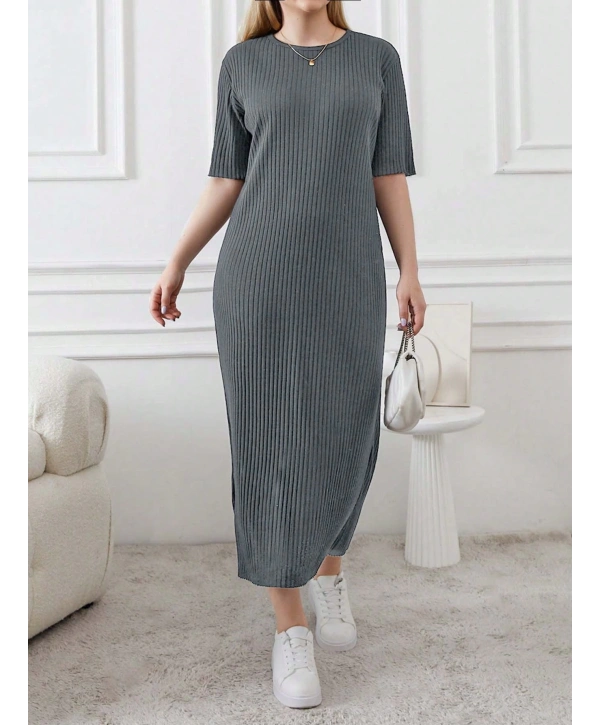 Kadın Büyük Beden Kısa Kollu Yırtmaç Detaylı Kaşkorse Elbise