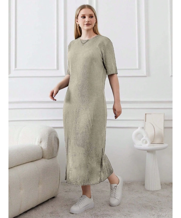 Kadın Büyük Beden Kısa Kollu Yırtmaç Detaylı Kaşkorse Elbise