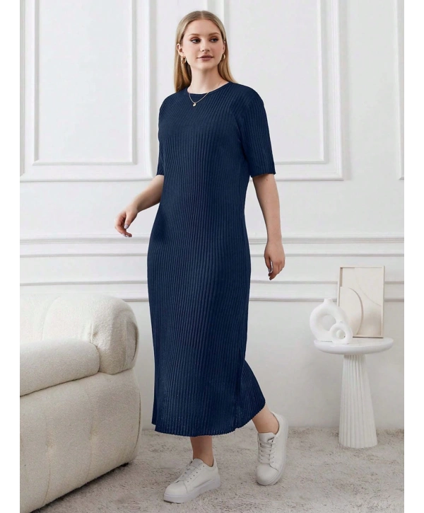 Kadın Büyük Beden Kısa Kollu Yırtmaç Detaylı Kaşkorse Elbise