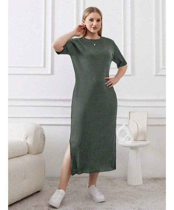 Kadın Büyük Beden Kısa Kollu Yırtmaç Detaylı Kaşkorse Elbise