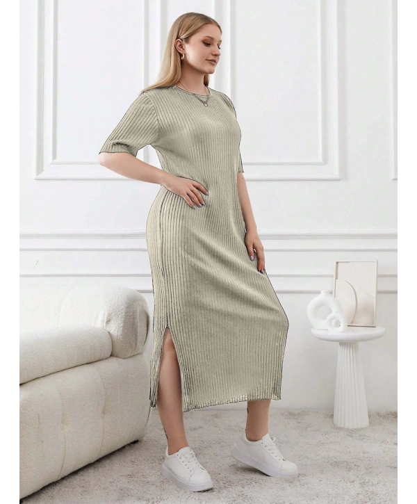 Kadın Büyük Beden Kısa Kollu Yırtmaç Detaylı Kaşkorse Elbise