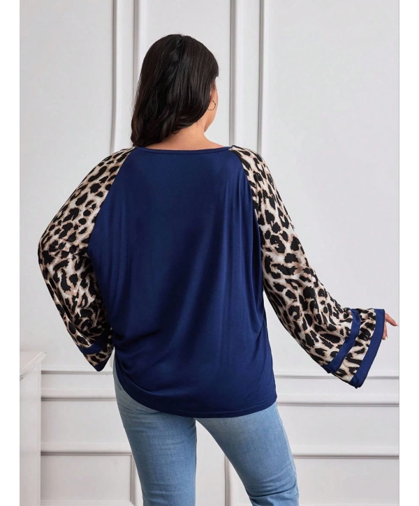 Kadın Uzun Leopar Kol Detaylı Lacivert Bluz