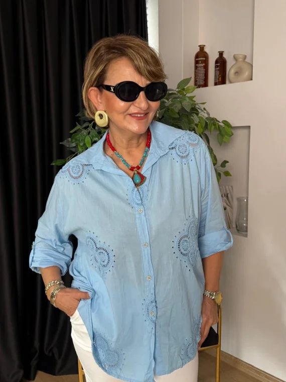 Bebe Mavisi 4 Yapraklı Yonca Desen Dantelli Gömlek 25005