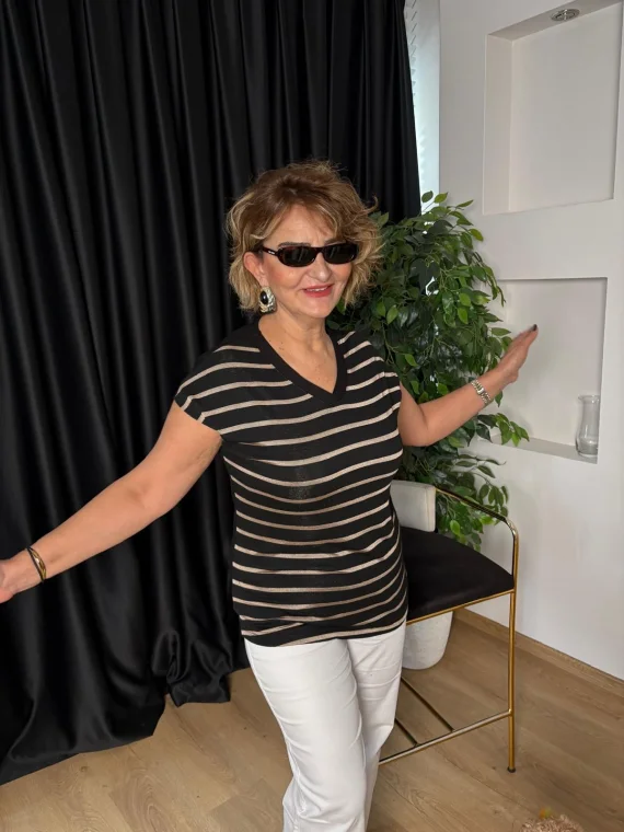 Siyah Çizgili V Yaka Bluz 20713