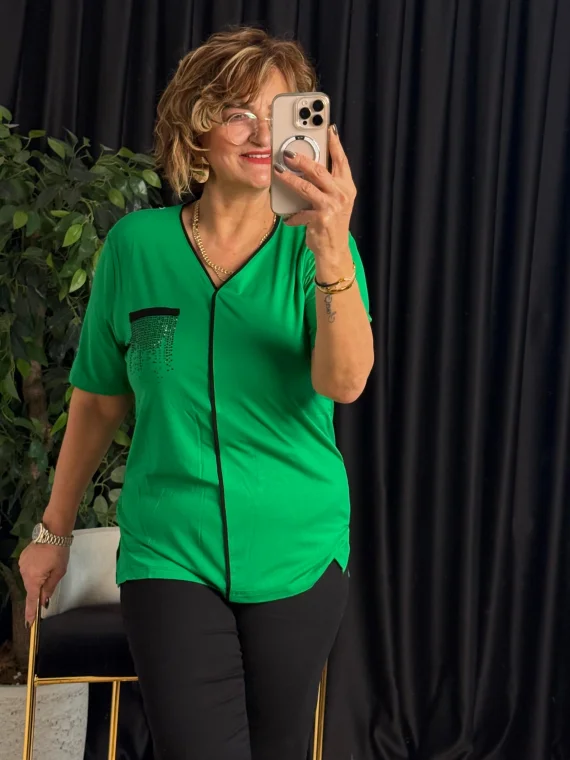 Yeşil V Yaka Şeritli Kısa Kol Bluz 25Y6009