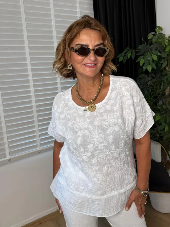 Beyaz Kısa Kol Müslin Bluz 2134
