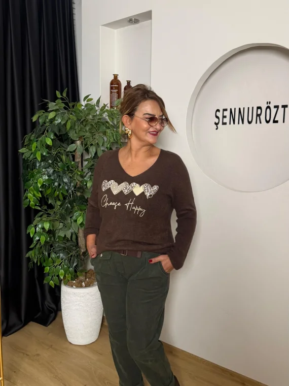 Kahve Yazılı Taş Desenli Kazak 22005