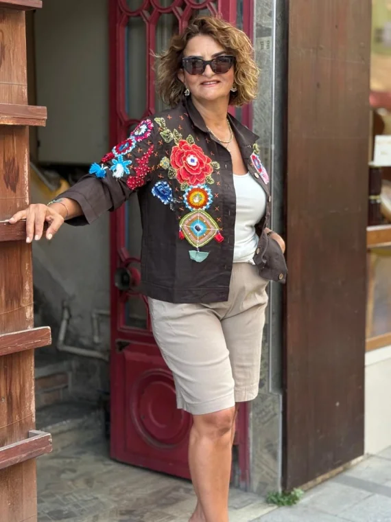 Kahverengi İşlemeli Ceket BY130