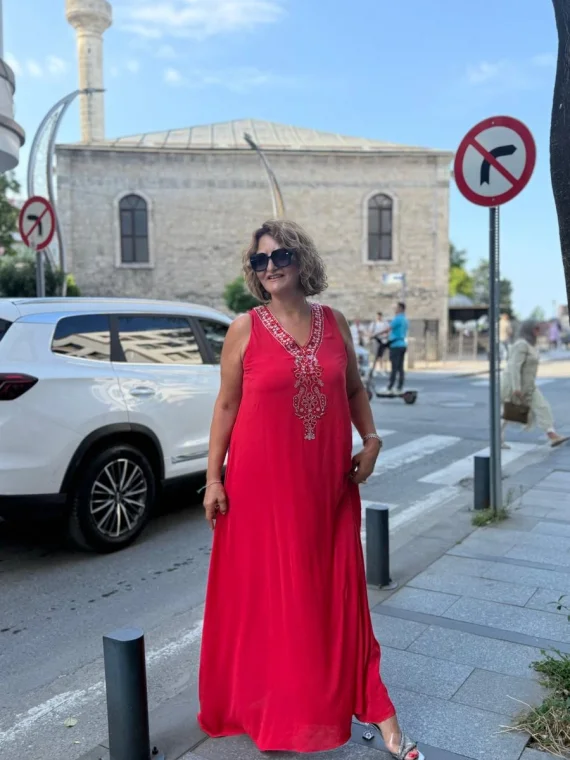 Kırmızı V Yaka Taşlı Elbise 26YB2530