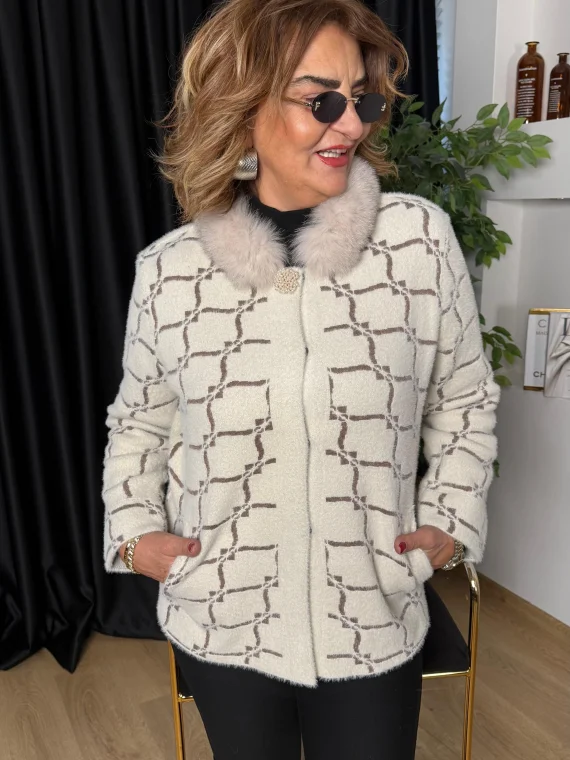 Krem Kürklü Mont 1024