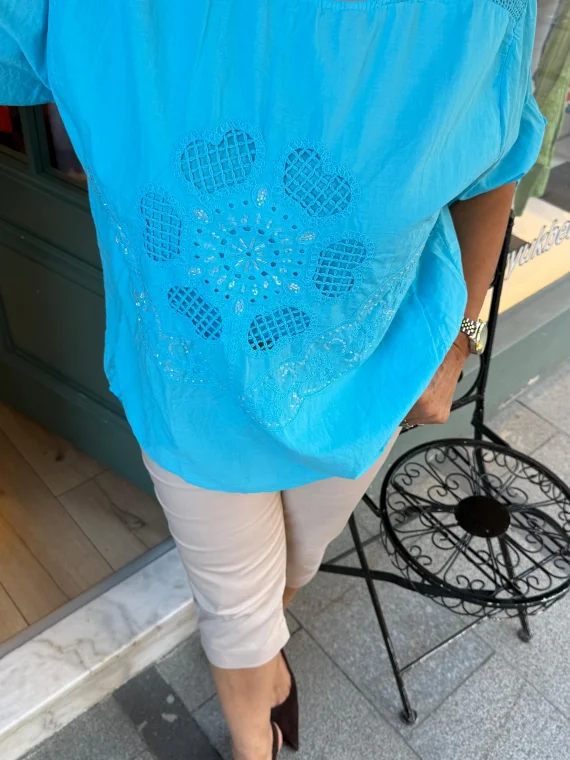 Mavi Çiçek Motifli Pullu Bluz Y9696