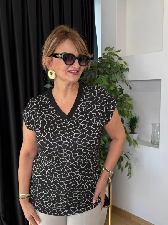 Siyah Desenli V Yaka Bluz 20747