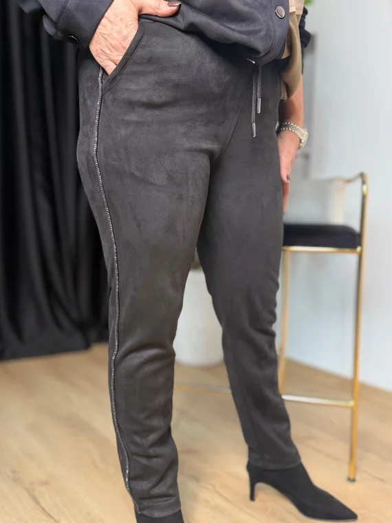 Siyah Yanı Taşlı Süet Pantolon LZA