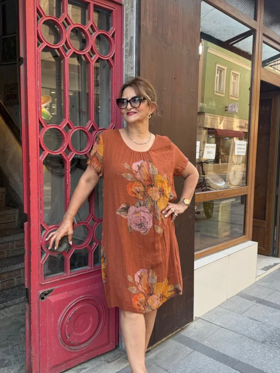 Tarçın Yapraklı Gül Desen Pamuklu Elbise 12957