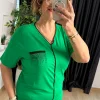 Yeşil V Yaka Şeritli Kısa Kol Bluz 25Y6009